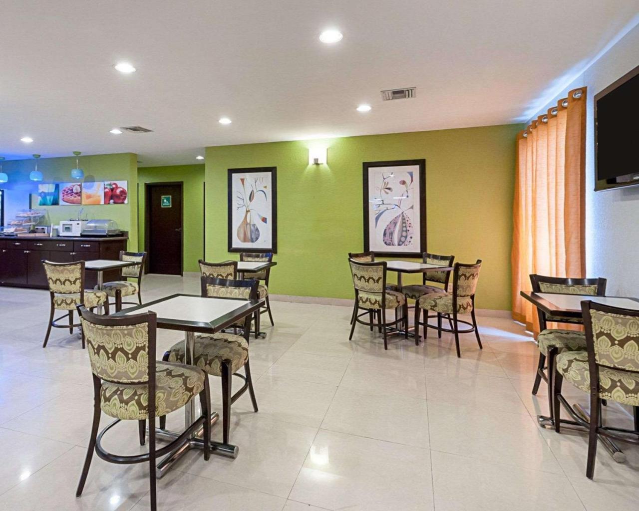 Quality Suites Sulphur Exterior foto